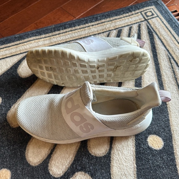 Slip on Adidas Running shoes - Picture 8 of 9